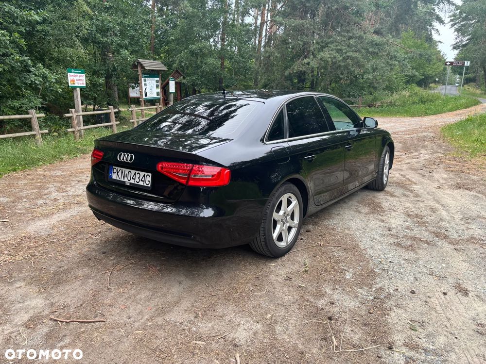 Audi A4 Limousine - 6