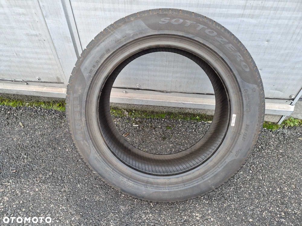 1x OPONA ZIMOWA 245/50/18 Pirelli Sotto Zero Winter 210 S II RFT (*) - 4