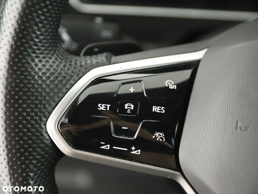 Volkswagen Tiguan 2.0 TDI SCR 4Mot R-Line DSG - 11