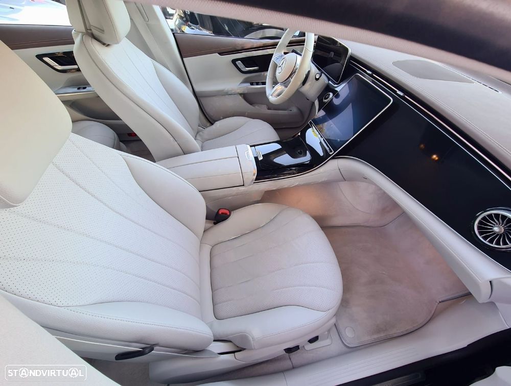 Mercedes-Benz EQE - 14