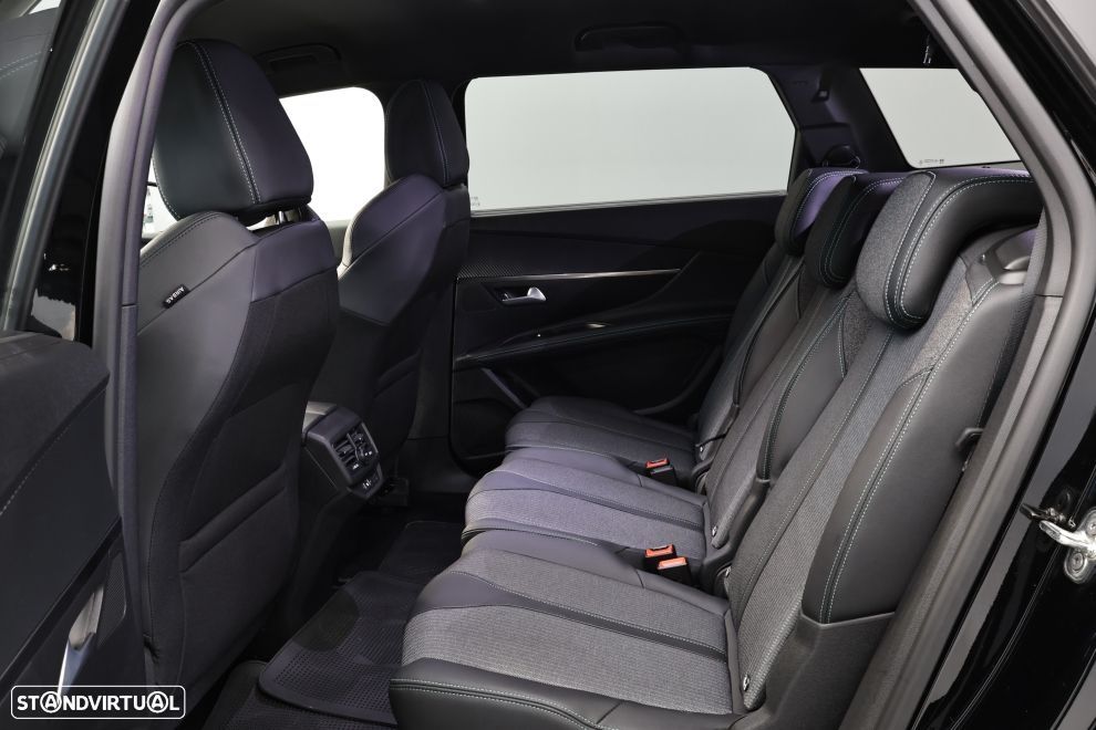 Peugeot 5008 1.2 PureTech Allure Pack EAT8 - 27