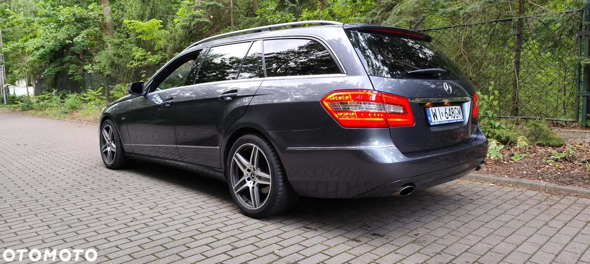 Mercedes-Benz Klasa E 350 T CDI DPF 4Matic BlueEFFICIENCY 7G-TRONIC Avantgarde - 2