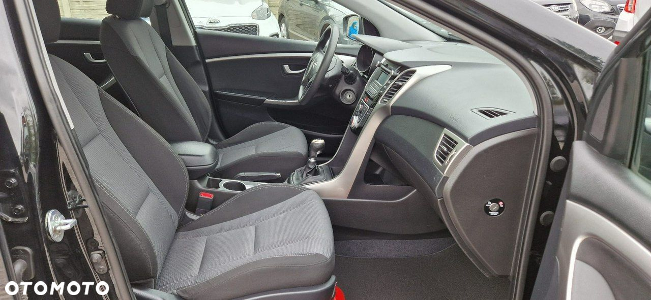 Hyundai i30 - 28