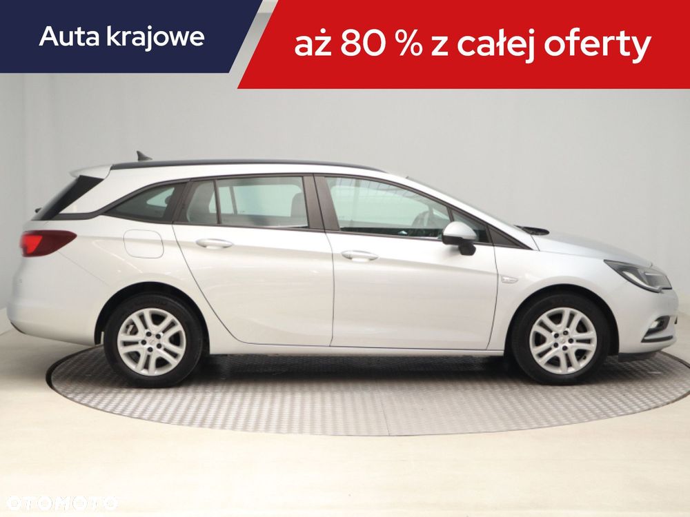 Opel Astra - 8