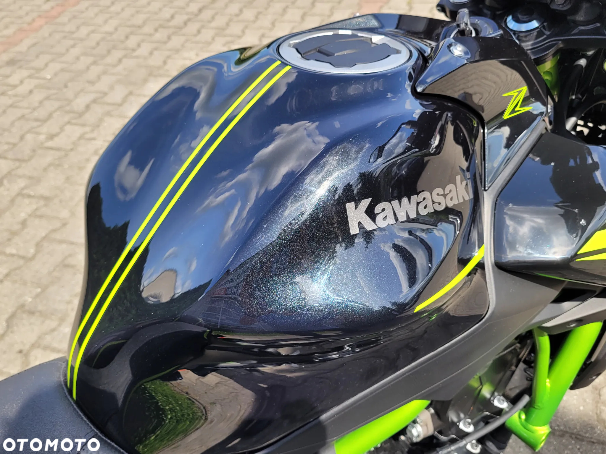 Kawasaki Z 650 - 12