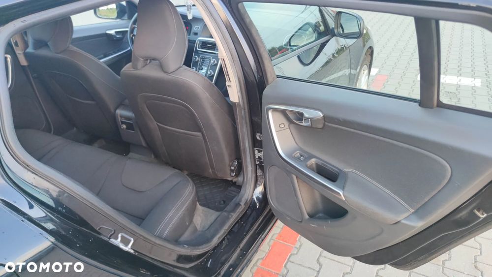 Volvo V60 D4 Drive-E Kinetic - 12