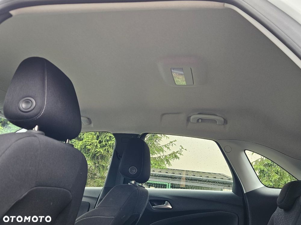 Opel Crossland X 1.2 Enjoy - 15