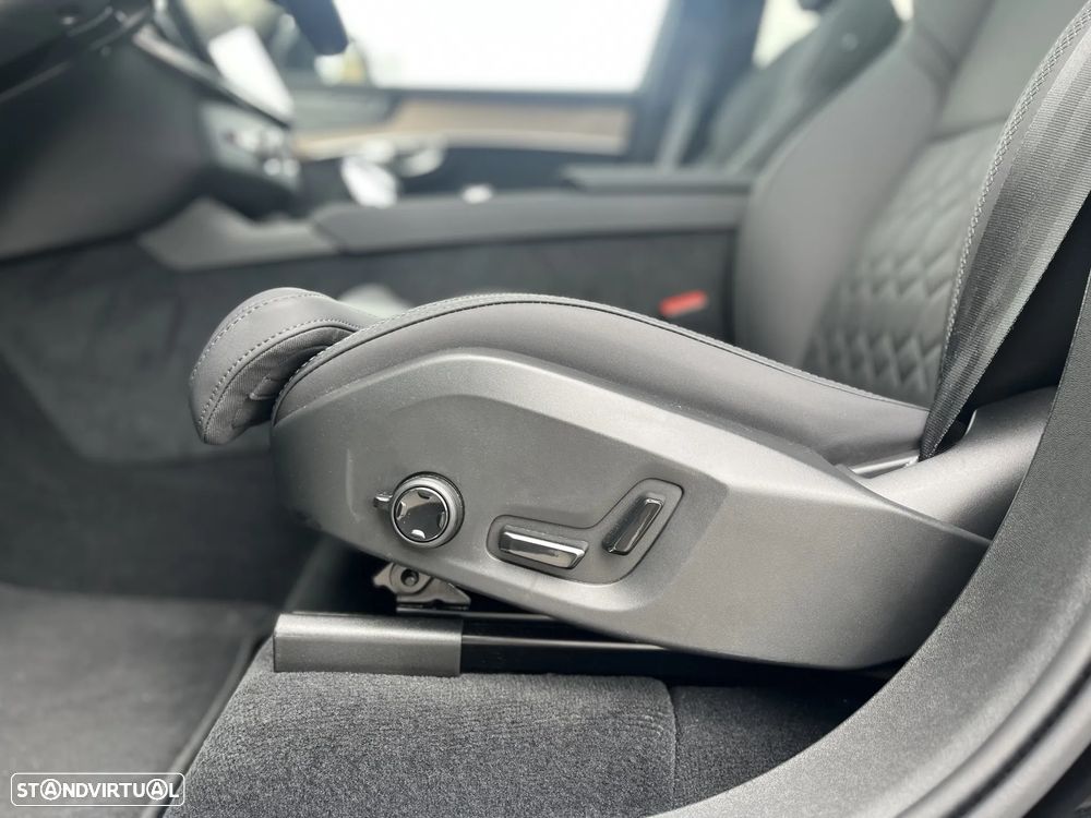 Volvo XC 90 2.0 T8 PHEV Plus Dark AWD - 18