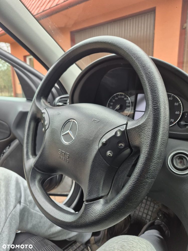 Mercedes-Benz Klasa C 180 Kompressor Classic - 12