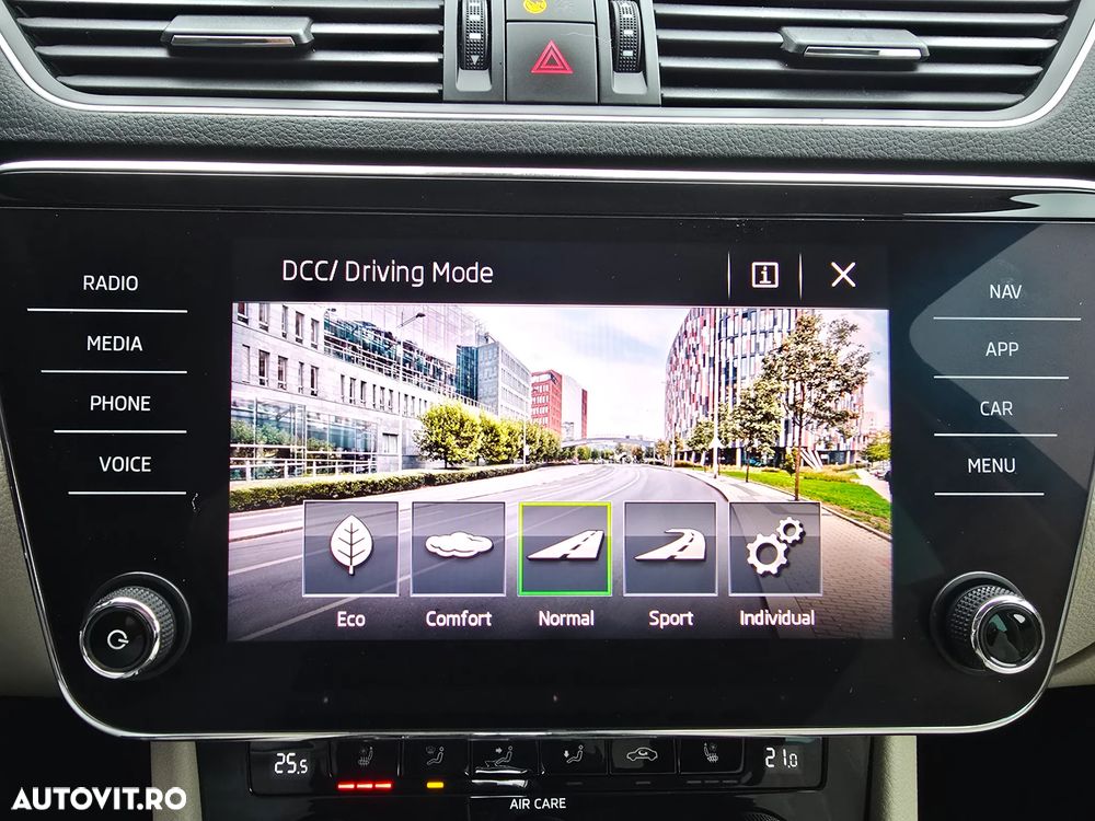 Skoda Superb 2.0 TDI DSG L&K - 16