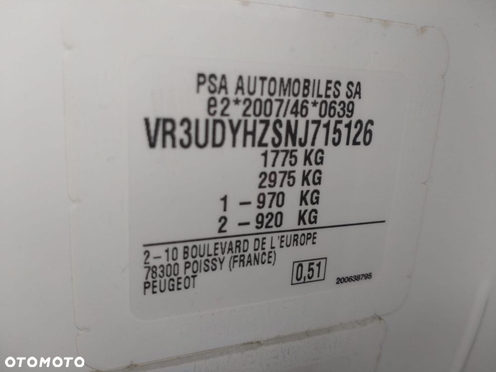 Peugeot 2008 1.5 BlueHDi Allure Pack S&S EAT8 - 31