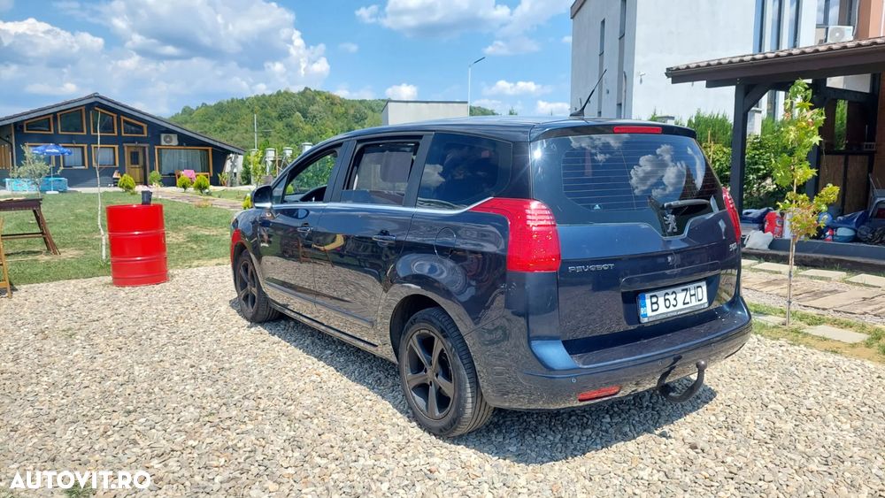 Peugeot 5008 - 2
