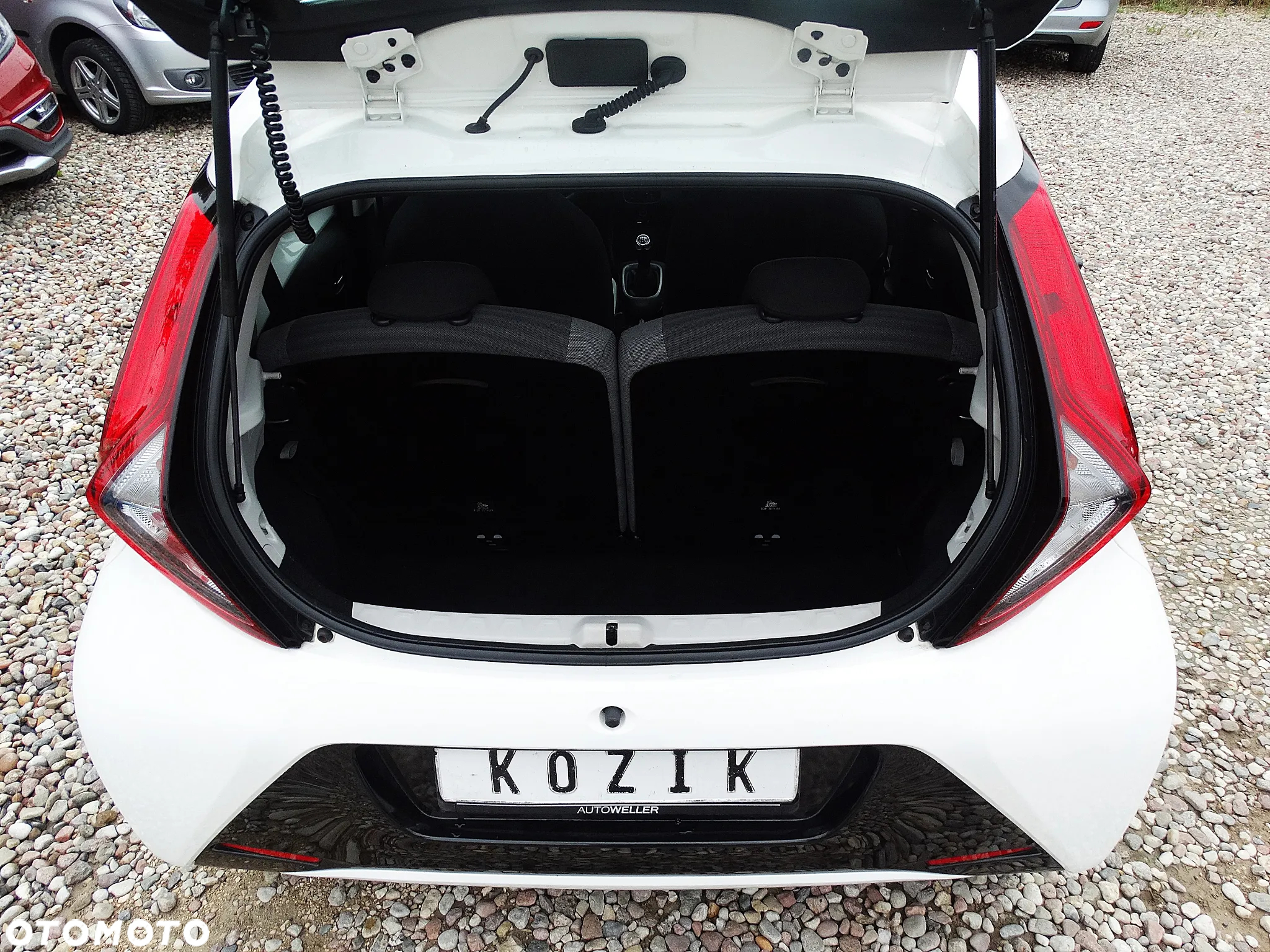 Toyota Aygo X 1.0 VVT-i Executive - 29
