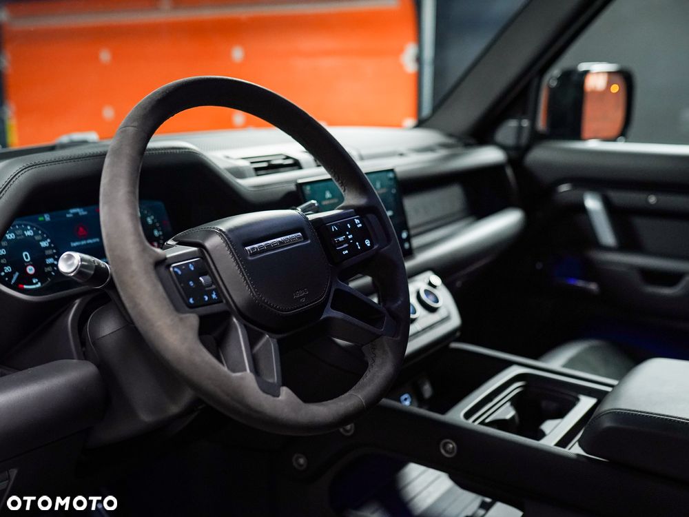 Land Rover Defender 5.0 P525 V8 - 19