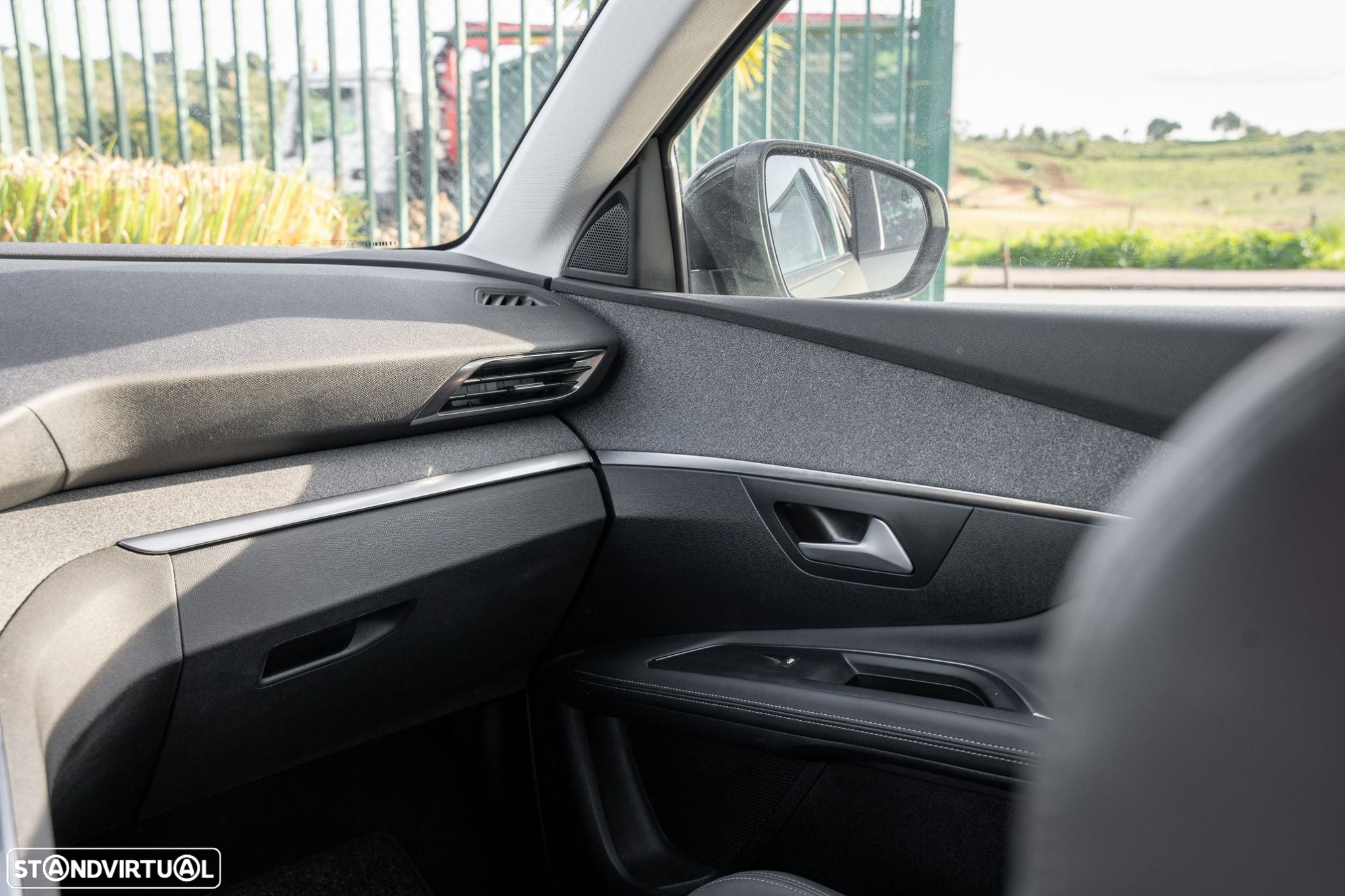 Peugeot 3008 1.5 BlueHDi Allure Pack EAT8 - 25