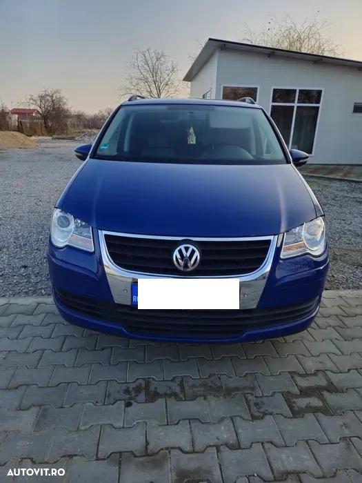 Volkswagen Touran 1.9 TDI DPF Trendline DSG - 7
