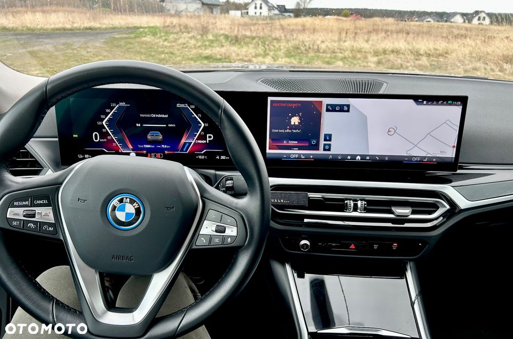 BMW i4 70.3kWh eDrive 35 - 18