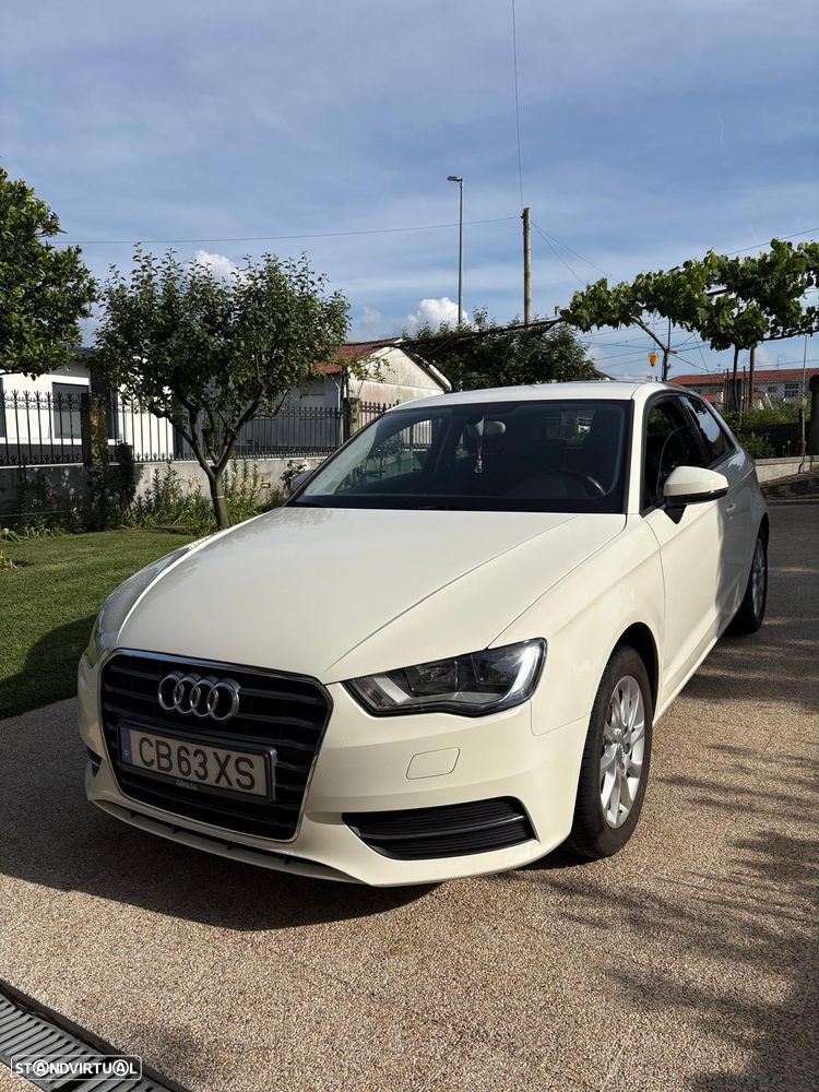 Audi A3 1.6 TDI Attraction - 2