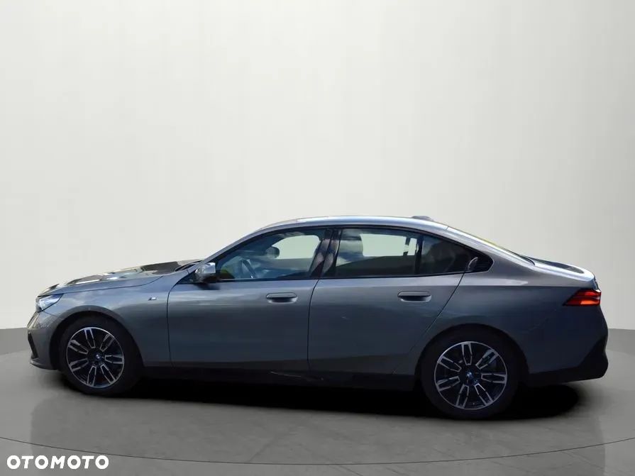 BMW Seria 5 - 19
