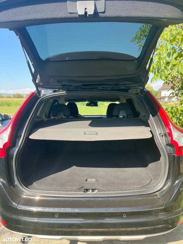 Volvo XC 60 D3 Start-Stop Kinetic - 17