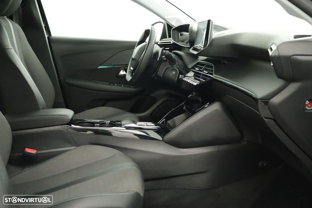 Peugeot 208 1.2 PureTech Allure EAT8 - 22