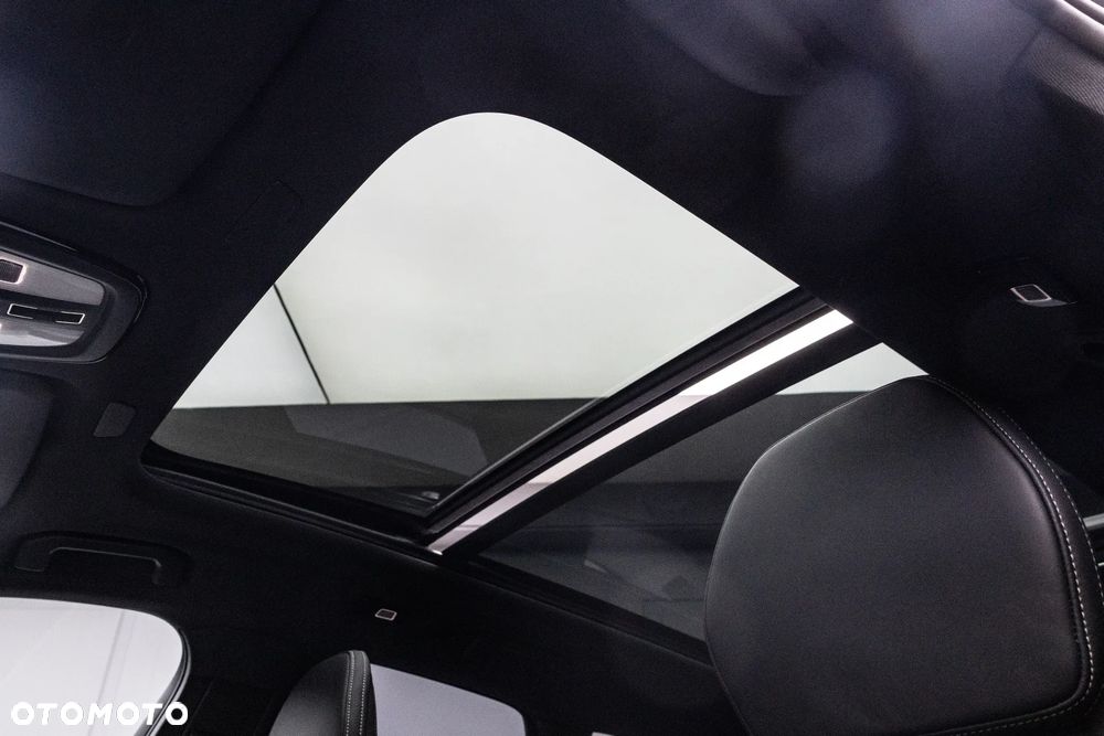 Volvo XC 60 B5 B AWD Ultimate Dark - 27