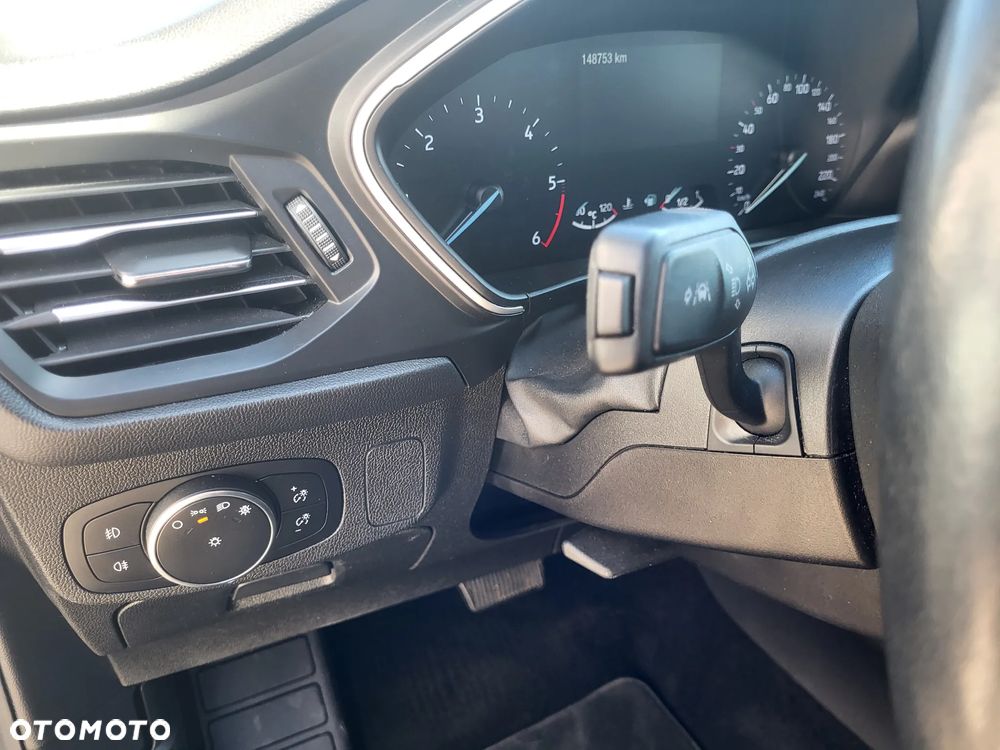Ford Focus 1.5 TDCi Platinium X PowerShift - 18