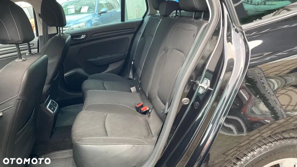 Renault Megane 1.5 Blue dCi Limited - 11