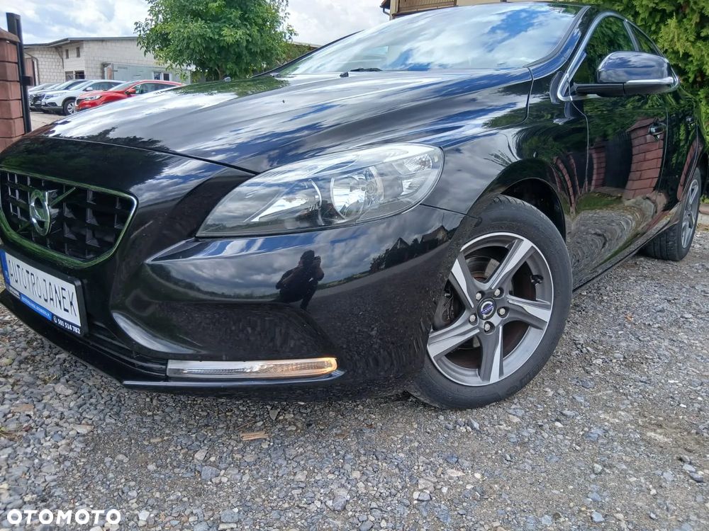 Volvo V40 D2 - 14