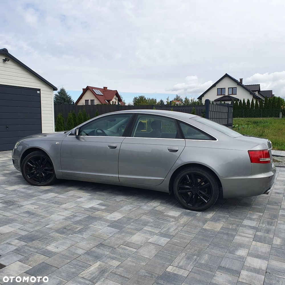 Audi A6 Limousine 2.4 - 2