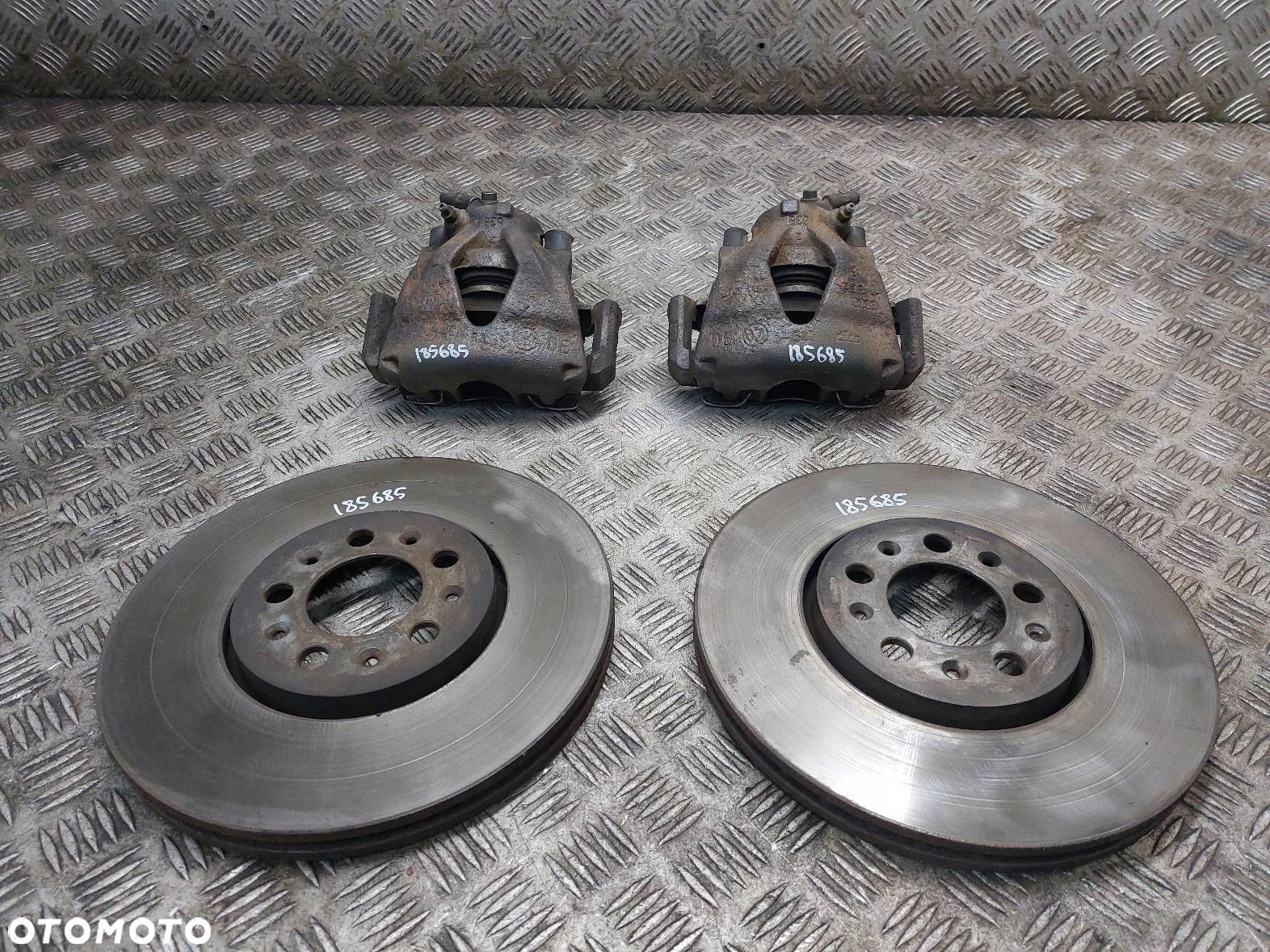 TARCZE HAMULCOWE PRZÓD + ZACISKI BORA 1.9 TDI 286MM - 1