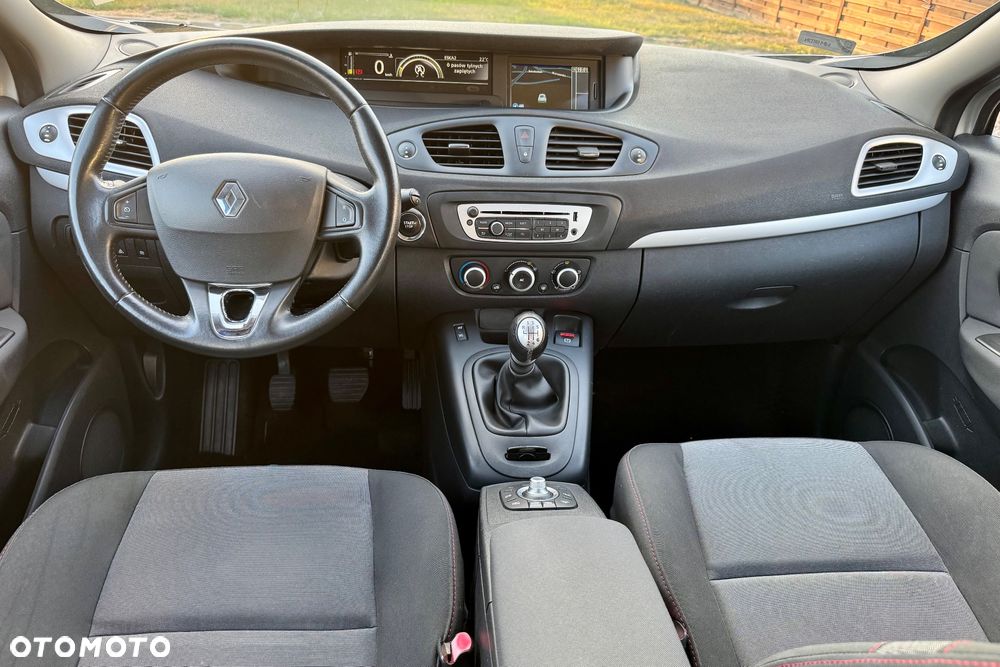 Renault Scenic - 18