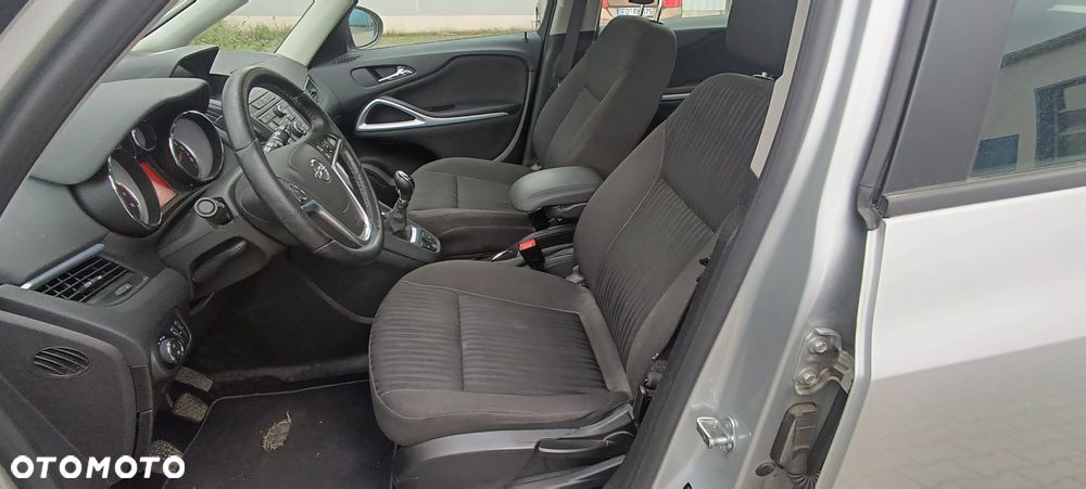 Opel Zafira - 20