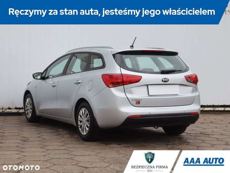 Kia Ceed - 6