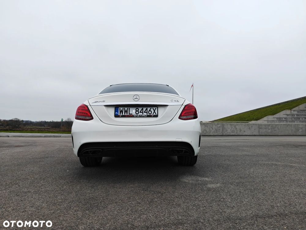Mercedes-Benz Klasa C AMG 43 4-Matic - 6