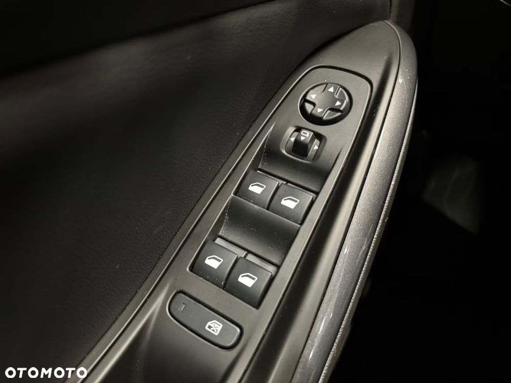 Opel Grandland X Plug-in-Hybrid4 1.6 DI Start/Stop Ultimate - 23