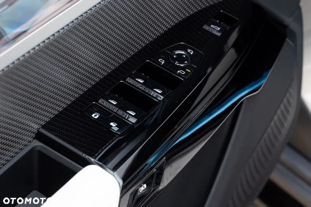 BMW Seria 7 - 24