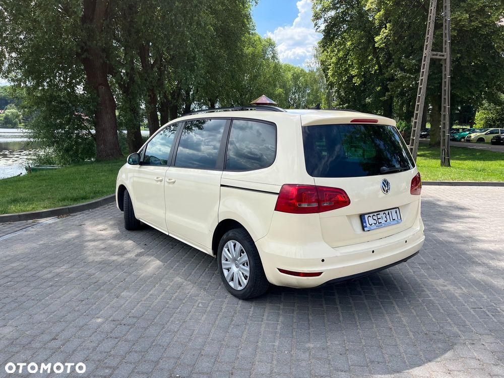 Volkswagen Sharan 2.0 TDI Comfortline DSG - 2