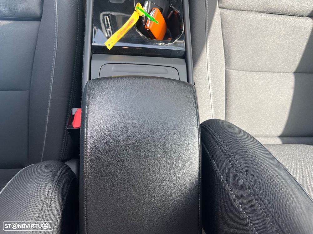 Volvo XC 40 Recharge 69 kWh Single Motor Plus - 40