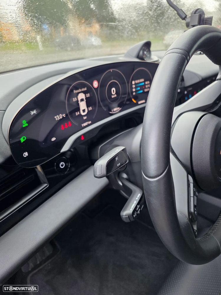 Porsche Taycan Bateria Performance Plus - 17