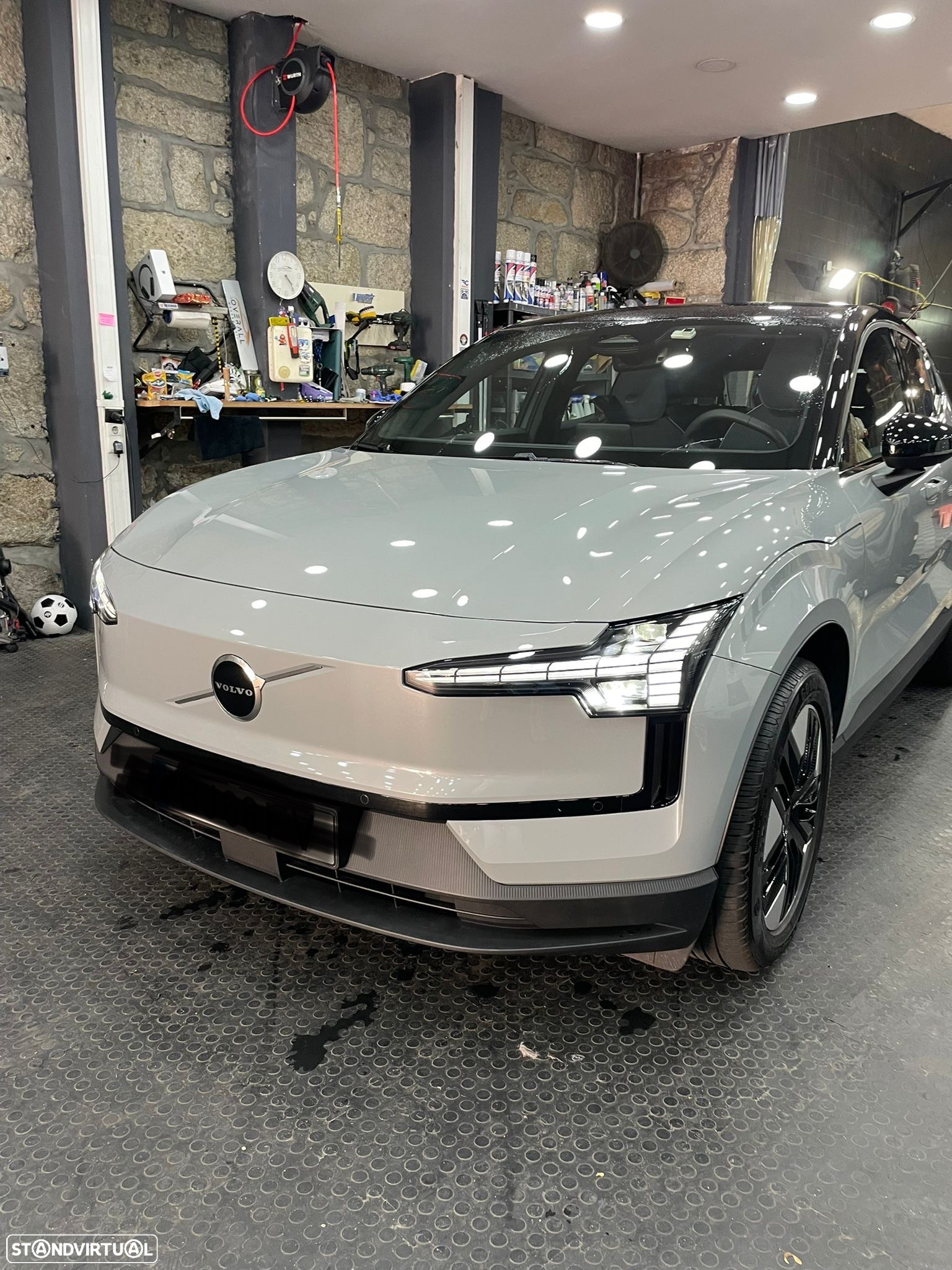 Volvo EX30 51 kWh Single Motor Core - 3