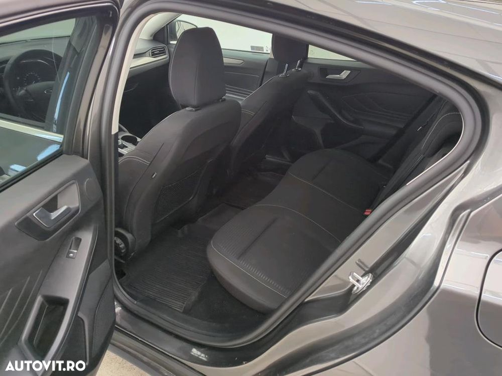 Ford Focus 1.0 EcoBoost Titanium - 8