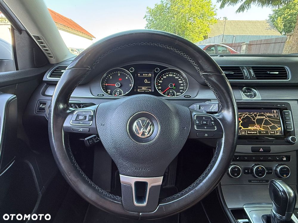 Volkswagen Passat 2.0 TDI 4Motion DSG BlueMotion Tech Highline - 15