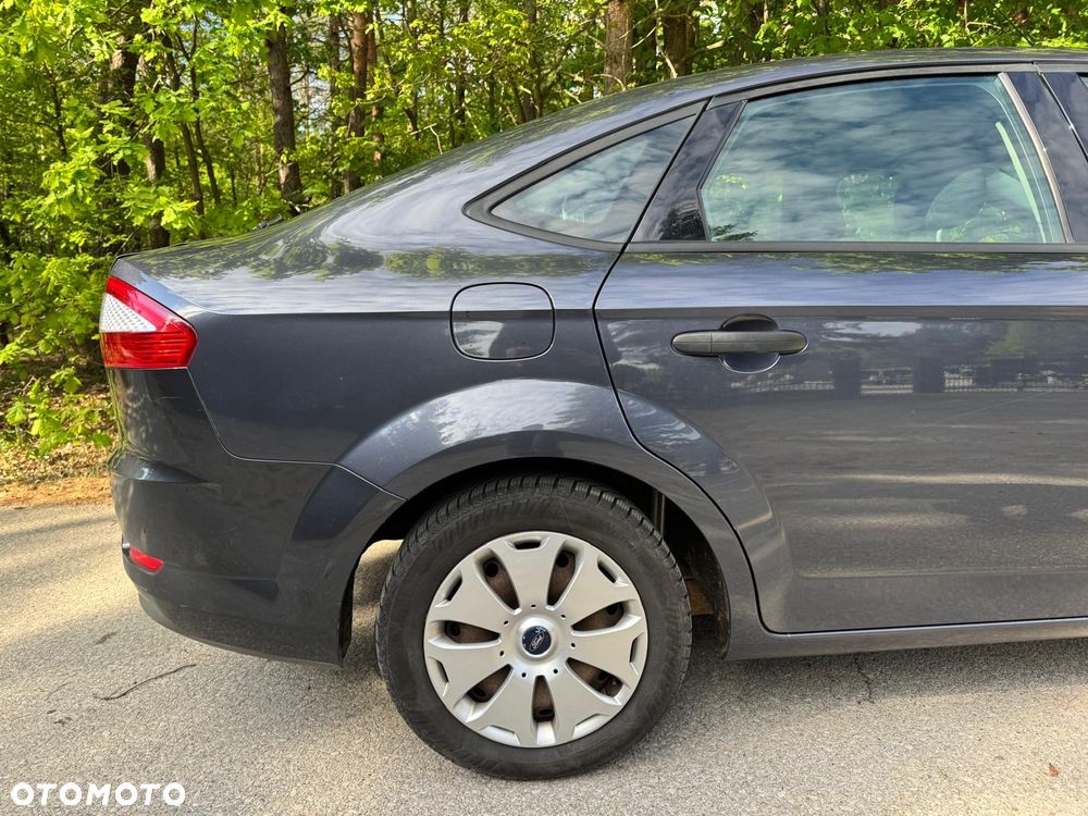 Ford Mondeo - 8