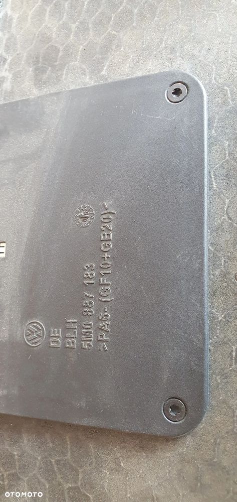 Podłoga płyta bagażnika VW Golf VI Plus 5M0858855A - 6