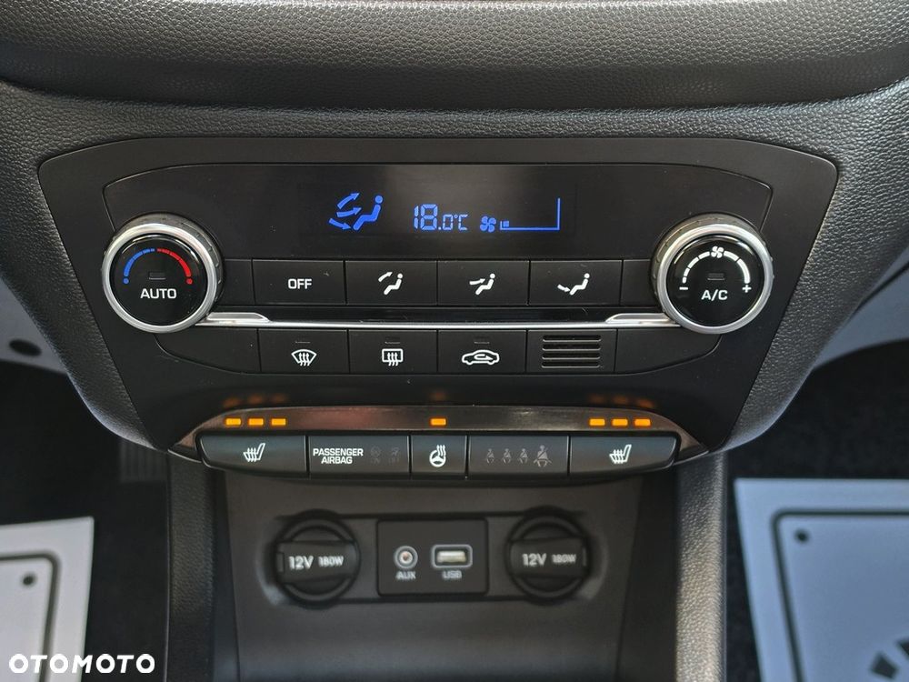 Hyundai i20 1.4 Intro Edition - 33