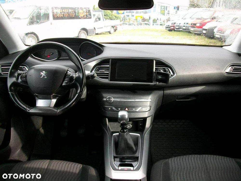 Peugeot 308 - 6