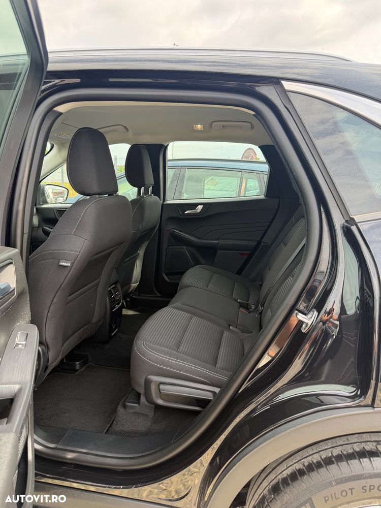 Ford Kuga - 6