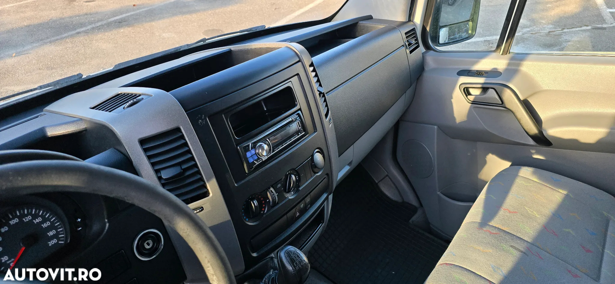 Volkswagen Crafter - 8