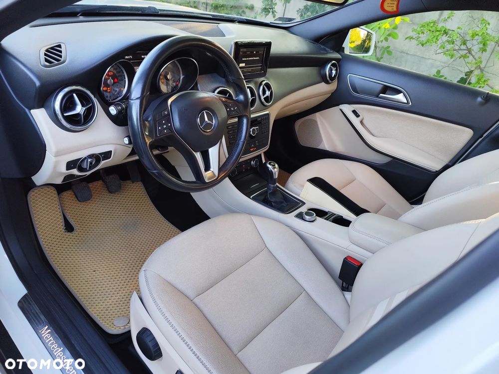 Mercedes-Benz GLA 180 (CDI) d Urban - 7